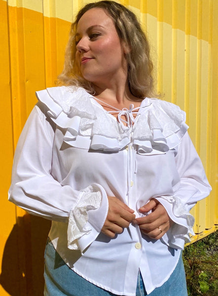 UK18 White ruffle blouse