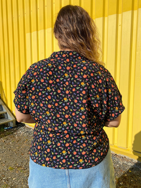 UK16 Waisted flower blouse