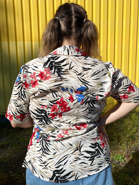 UK16 Crazy pattern blouse 90's