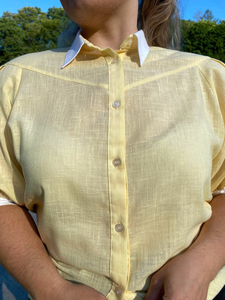 EU46 Pastellgelbe Bluse mit Puffärmeln