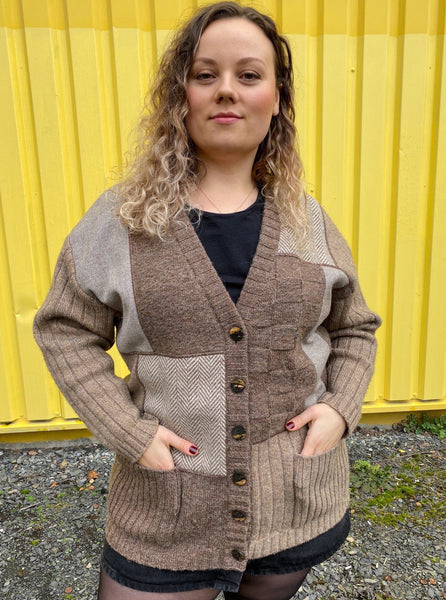 UK18/20 Wool cardigan