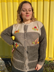 UK18 Embroidered cardigan with mohair